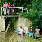 فندق مبيت وإفطار La Ferme Du Marais Poitevin - D'hotes 3*