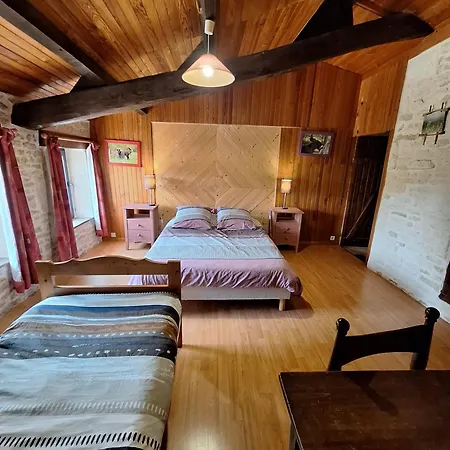 La Ferme Du Marais Poitevin - D'hotes 3*