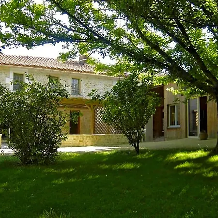 La Ferme Du Marais Poitevin - D'hotes Benet
